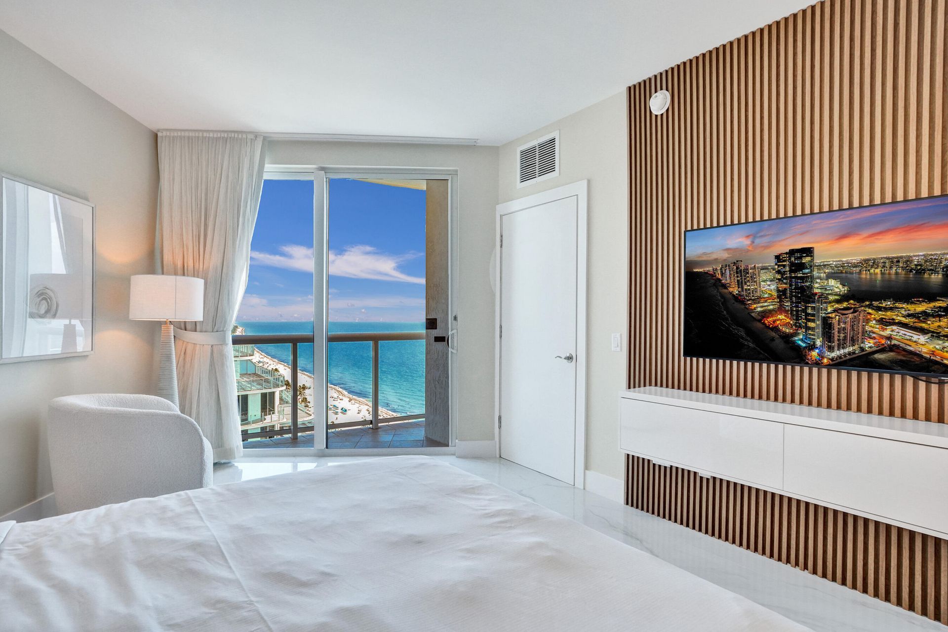 505 N Fort Lauderdale Beach Boulevard N, Unit 2500, Fort Lauderdale, FL 33304 Photo