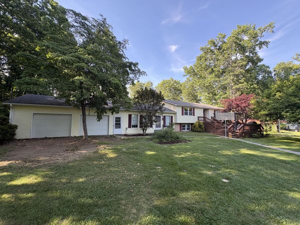 977 Coleman Cliff Rd, Frankford, WV 24938