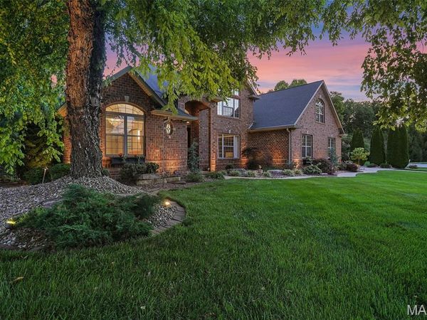 1116 Far Oaks Drive, Caseyville, IL 62232