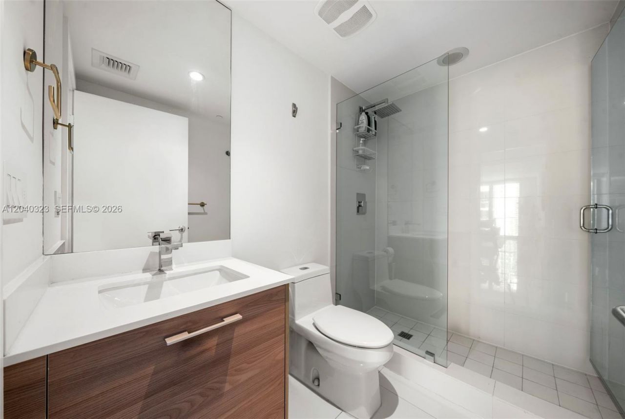 1300 S Miami Ave, Unit 2110, Miami, FL 33130 Photo