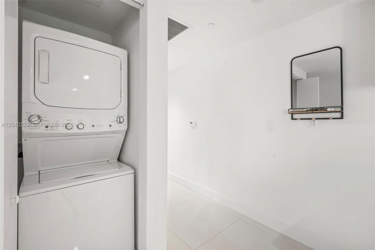 1300 S Miami Ave, Unit 2110, Miami, FL 33130 Photo