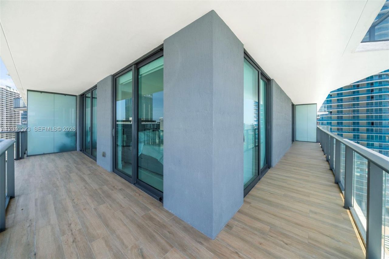 1300 S Miami Ave, Unit 2110, Miami, FL 33130 Photo
