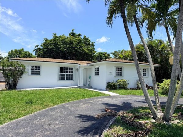 1525 SW 76th Ct , Miami, FL 33144