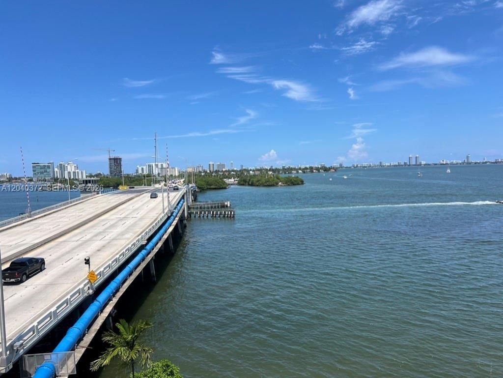 7899 NE Bayshore Ct, Unit 6A, Miami, FL 33138 Photo