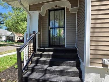 18910 Wormer Street, Detroit, Mi 48219