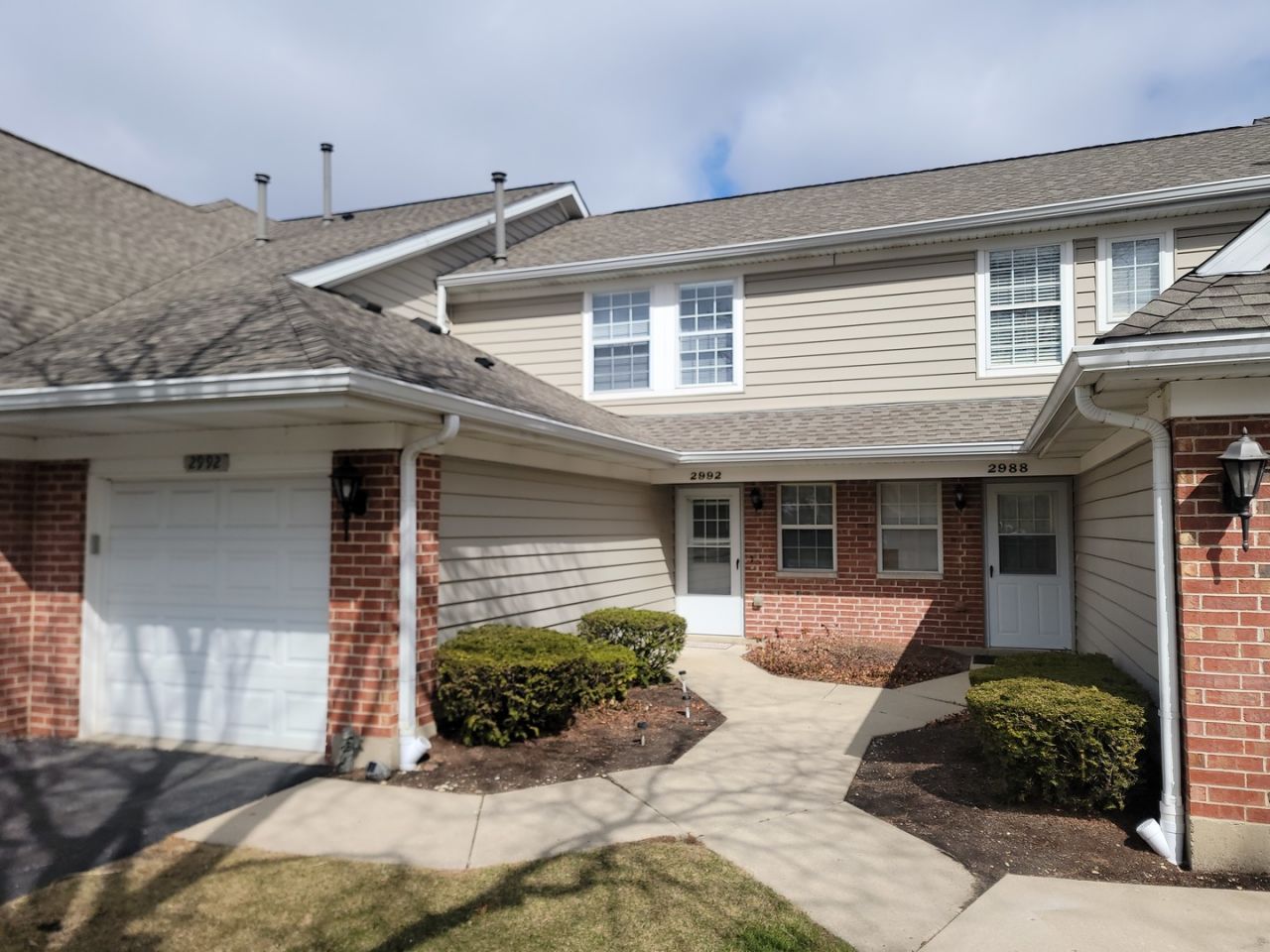 2992 Heatherwood Court, Schaumburg, IL 60194 Main Photo
