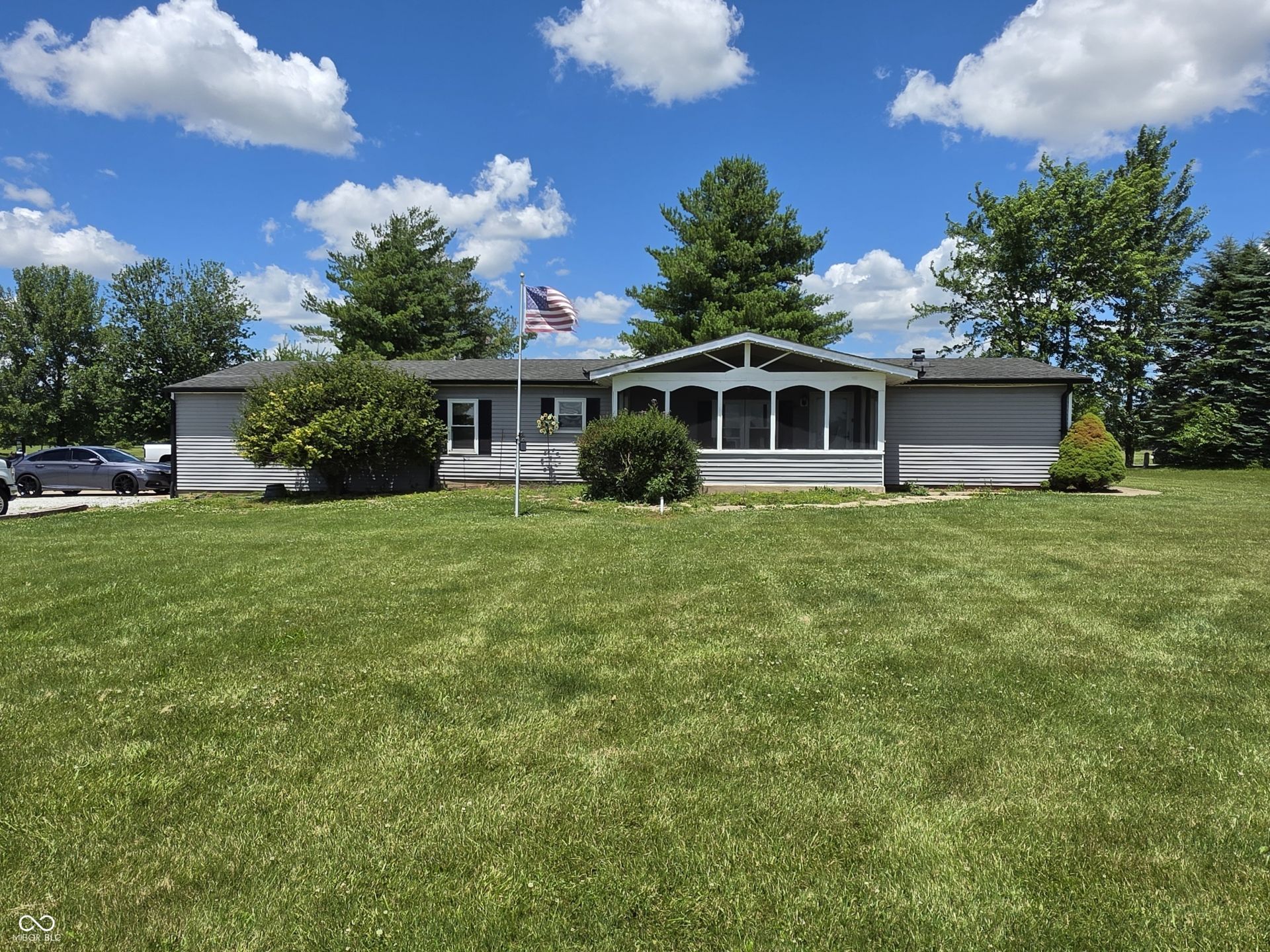1408 E 600 N, Whiteland, IN 46184 Main Photo
