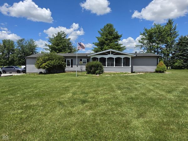 1408 E 600 N, Whiteland, IN 46184