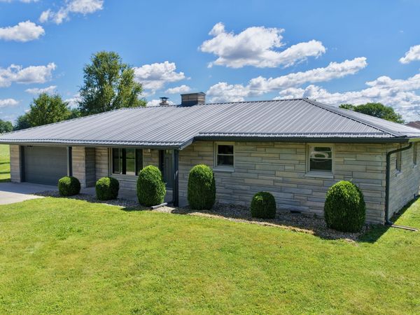 9508 E County Road 700 N, Seymour, IN 47274
