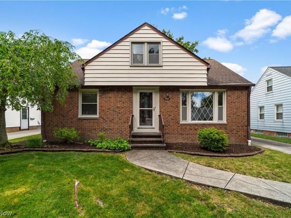 5150 Cheltenham Boulevard , Lyndhurst, OH 44124