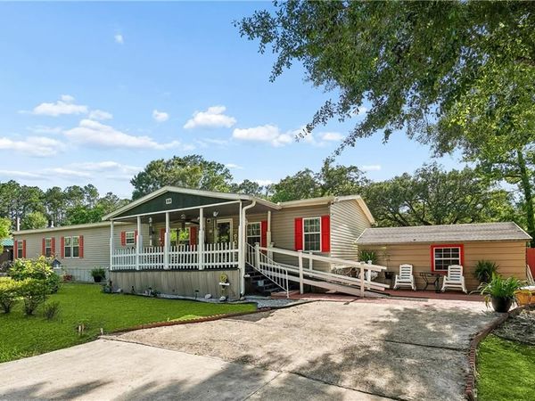 37410 E PINEHILL Drive , Slidell, LA 70460
