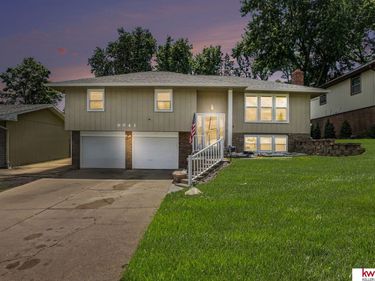 9641 Camden Avenue, Omaha, NE 68134