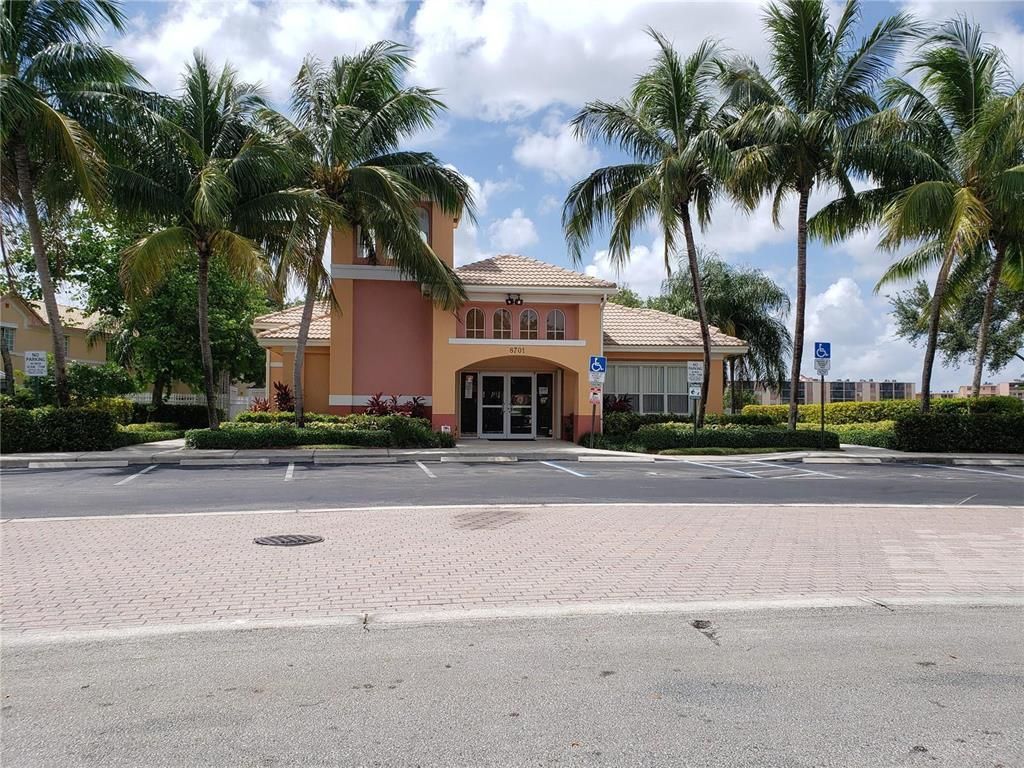 2130 SW 87th Way, Miramar, FL 33025 Photo