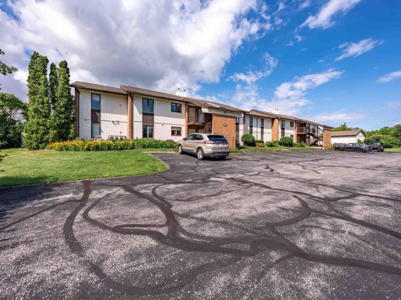 2594 E Sun Valley Drive, Unit 201, Port Clinton, OH 43452 Photo 34