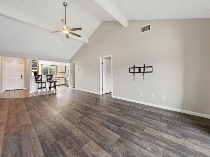 2594 E Sun Valley Drive, Unit 201, Port Clinton, OH 43452 Photo 5