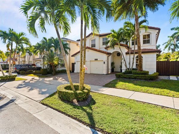 11558 NW 84th St, Doral, FL 33178