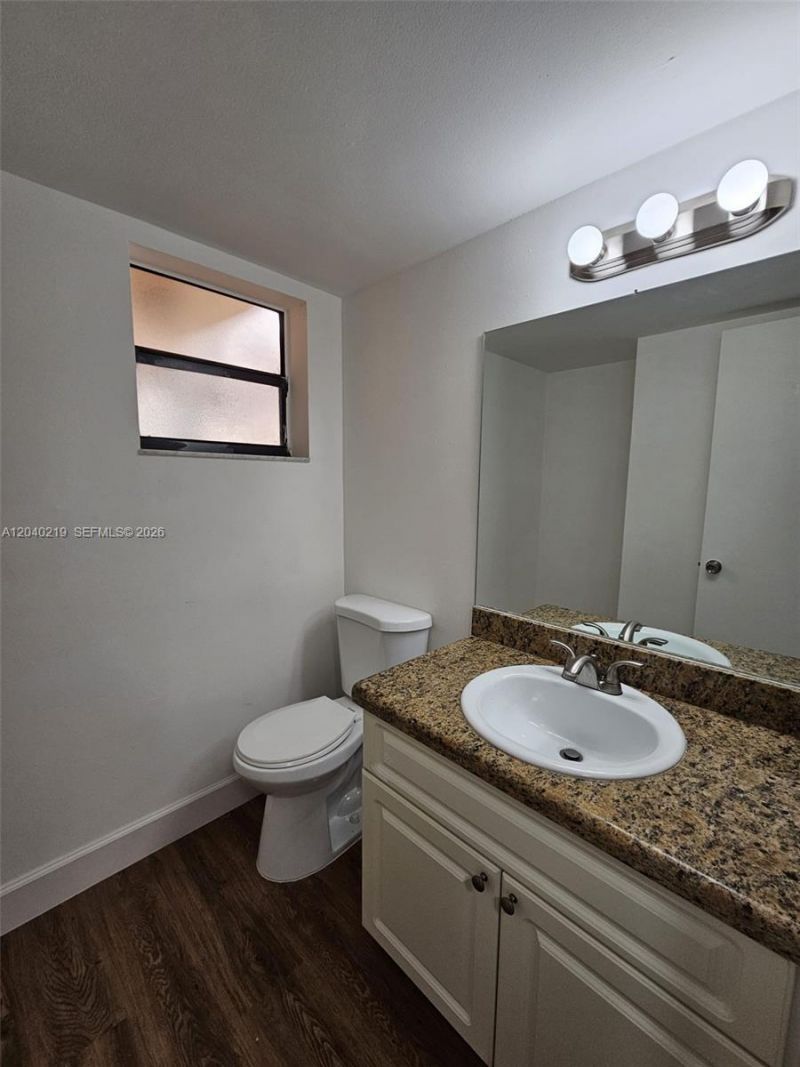 3252 Foxcroft Rd , Unit 216, Miramar, FL 33025 Photo