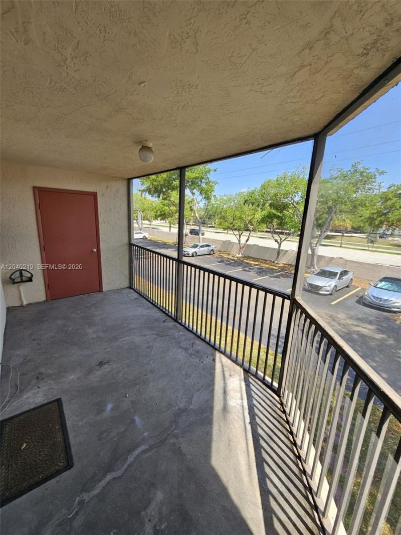 3252 Foxcroft Rd , Unit 216, Miramar, FL 33025 Photo