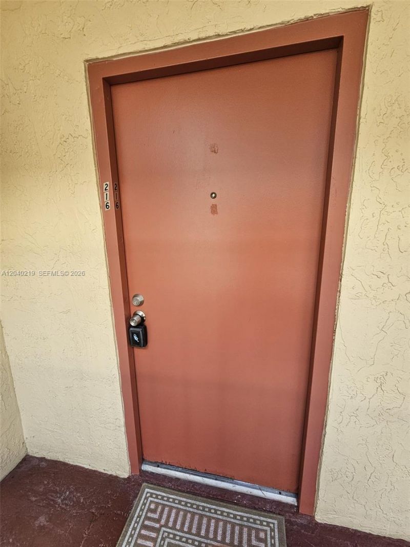 3252 Foxcroft Rd , Unit 216, Miramar, FL 33025 Photo