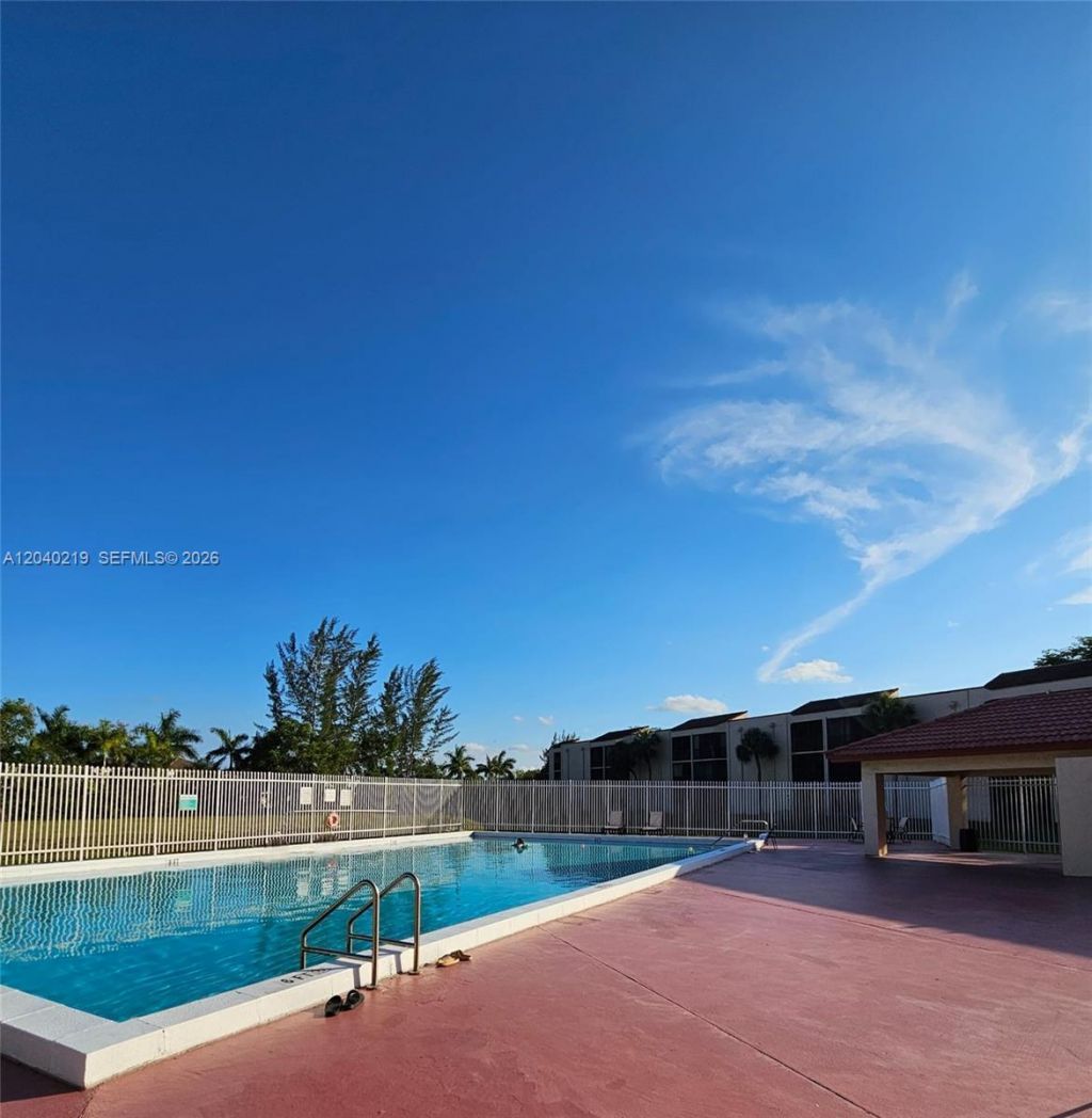 3252 Foxcroft Rd , Unit 216, Miramar, FL 33025 Photo