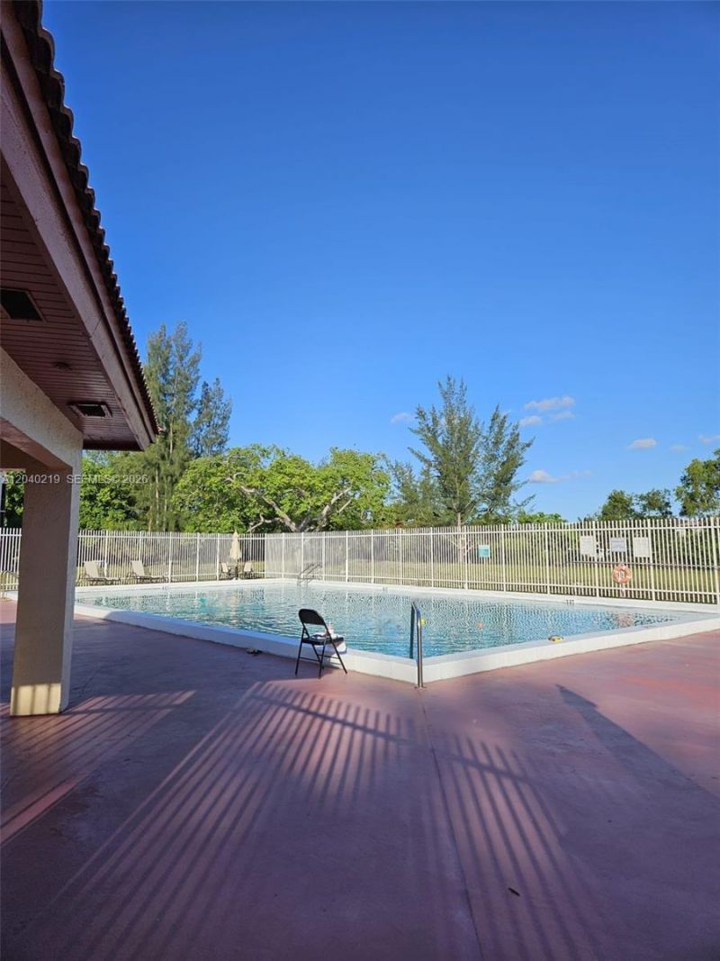 3252 Foxcroft Rd , Unit 216, Miramar, FL 33025 Photo