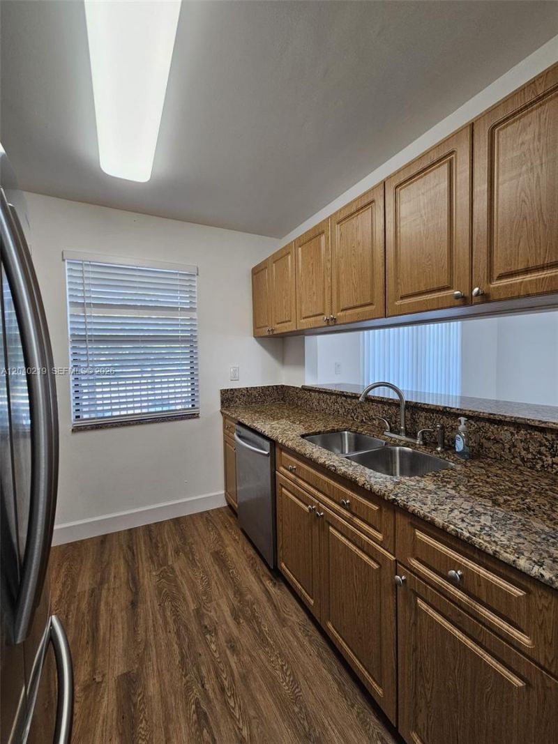 3252 Foxcroft Rd , Unit 216, Miramar, FL 33025 Photo