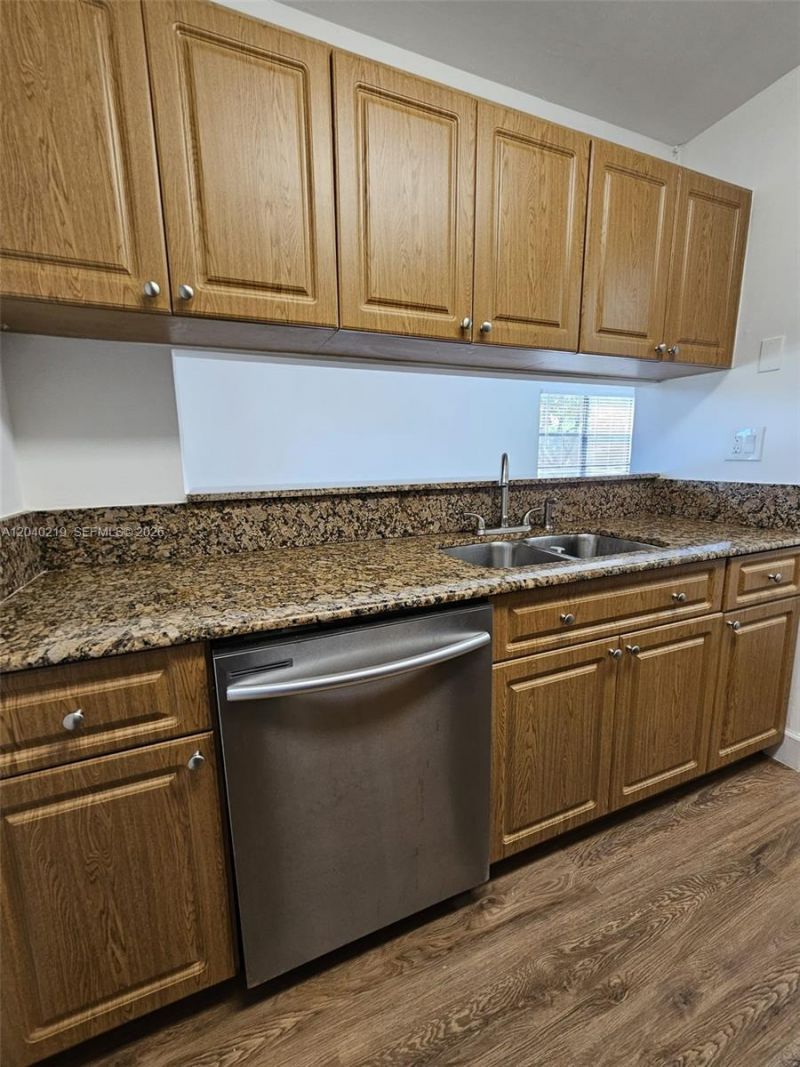3252 Foxcroft Rd , Unit 216, Miramar, FL 33025 Photo