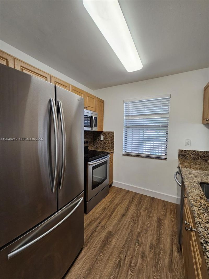 3252 Foxcroft Rd , Unit 216, Miramar, FL 33025 Photo