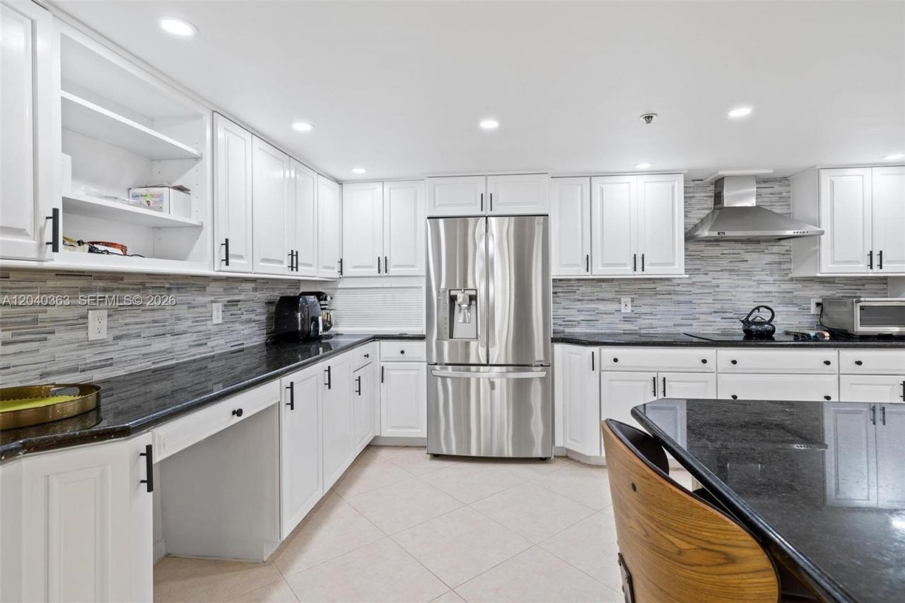 10175 Collins Ave , Unit 103, Bal Harbour, FL 33154 Photo