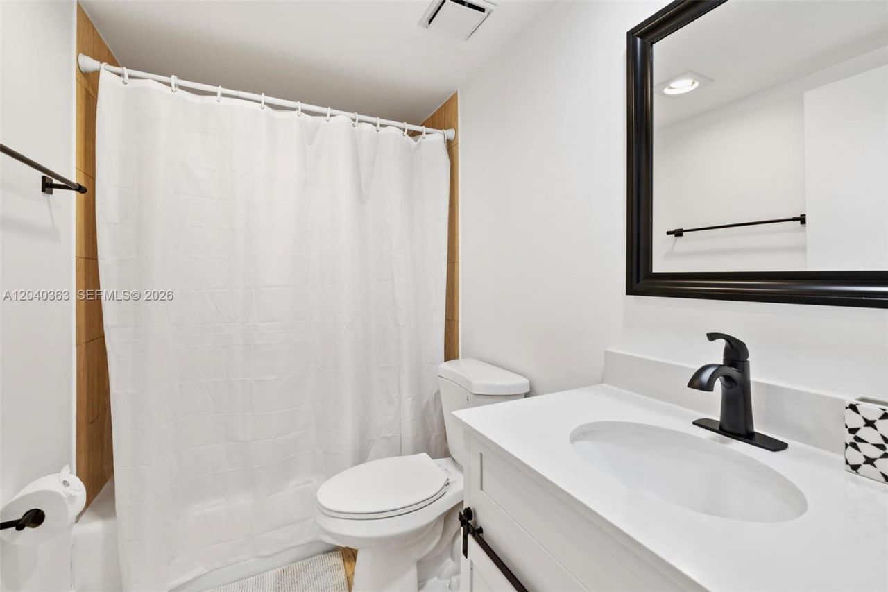 10175 Collins Ave , Unit 103, Bal Harbour, FL 33154 Photo