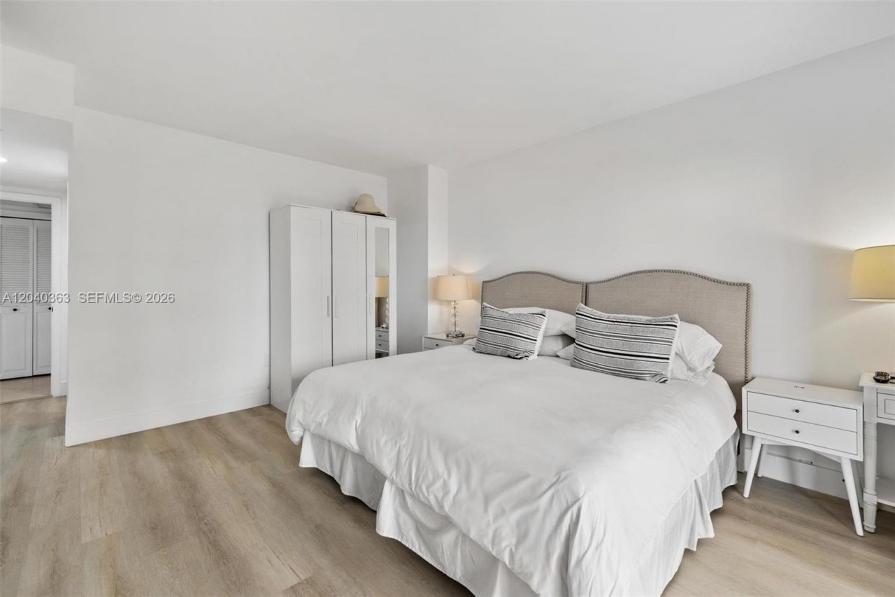 10175 Collins Ave , Unit 103, Bal Harbour, FL 33154 Photo