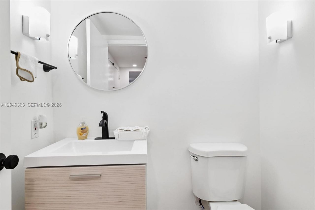 10175 Collins Ave , Unit 103, Bal Harbour, FL 33154 Photo