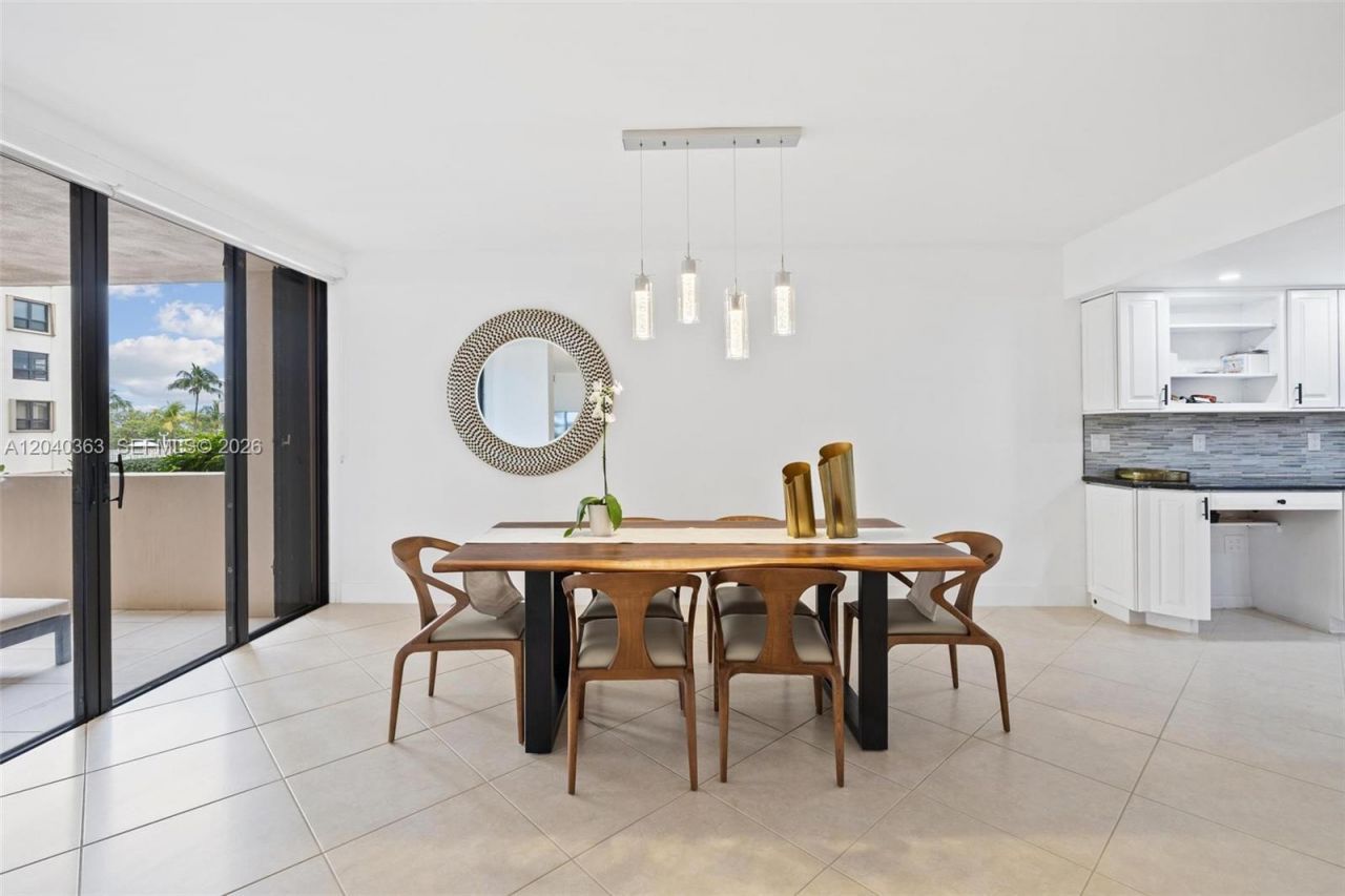 10175 Collins Ave , Unit 103, Bal Harbour, FL 33154 Photo
