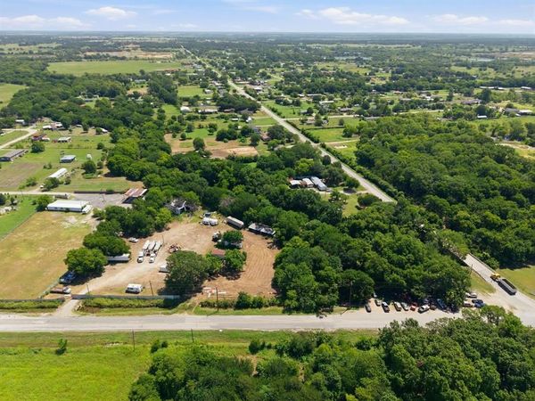 3212 Bilindsay Road , Combine, TX 75159