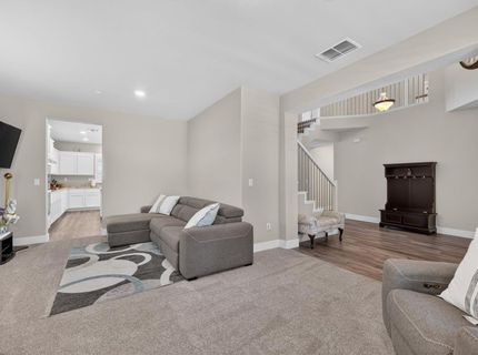 2749 Lincoln Airpark Dr, Lincoln, CA 95648 Photo