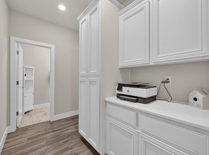 2749 Lincoln Airpark Dr, Lincoln, CA 95648 Photo