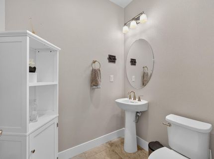 2749 Lincoln Airpark Dr, Lincoln, CA 95648 Photo