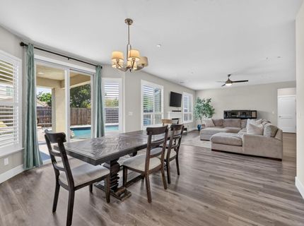 2749 Lincoln Airpark Dr, Lincoln, CA 95648 Photo