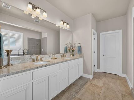 2749 Lincoln Airpark Dr, Lincoln, CA 95648 Photo