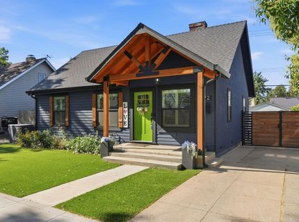 2172 7th Ave, Sacramento, CA 95818 Photo