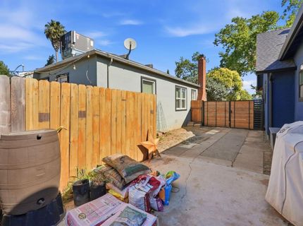 2172 7th Ave, Sacramento, CA 95818 Photo