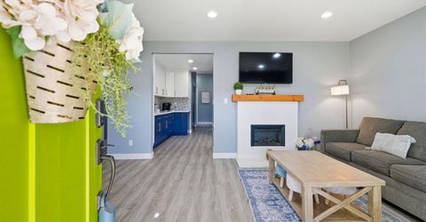 2172 7th Ave, Sacramento, CA 95818 Photo