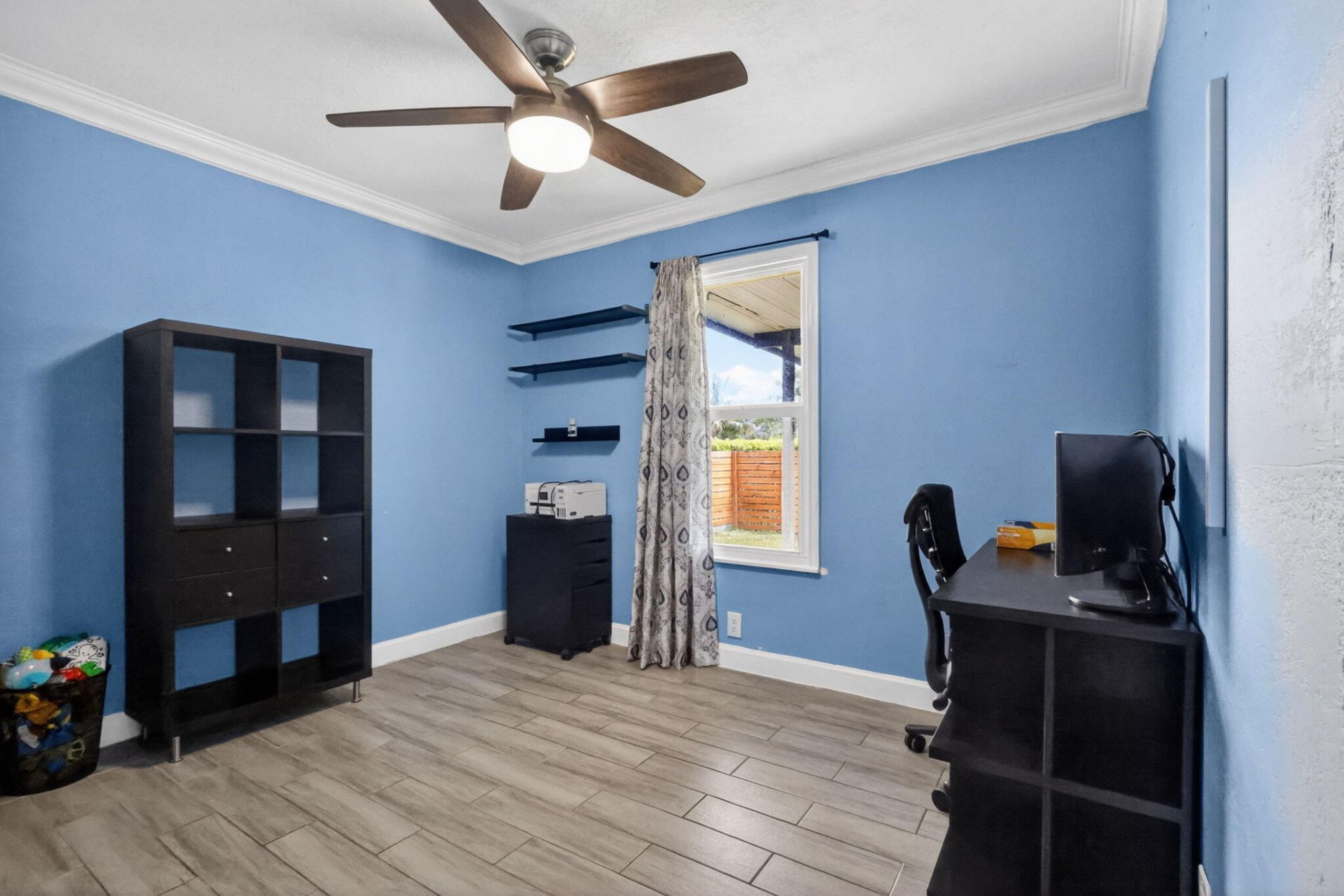 202 Elaine Circle W, West Palm Beach, FL 33409 Photo