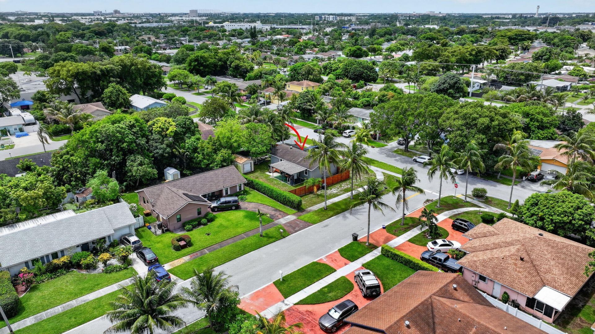 202 Elaine Circle W, West Palm Beach, FL 33409 Photo