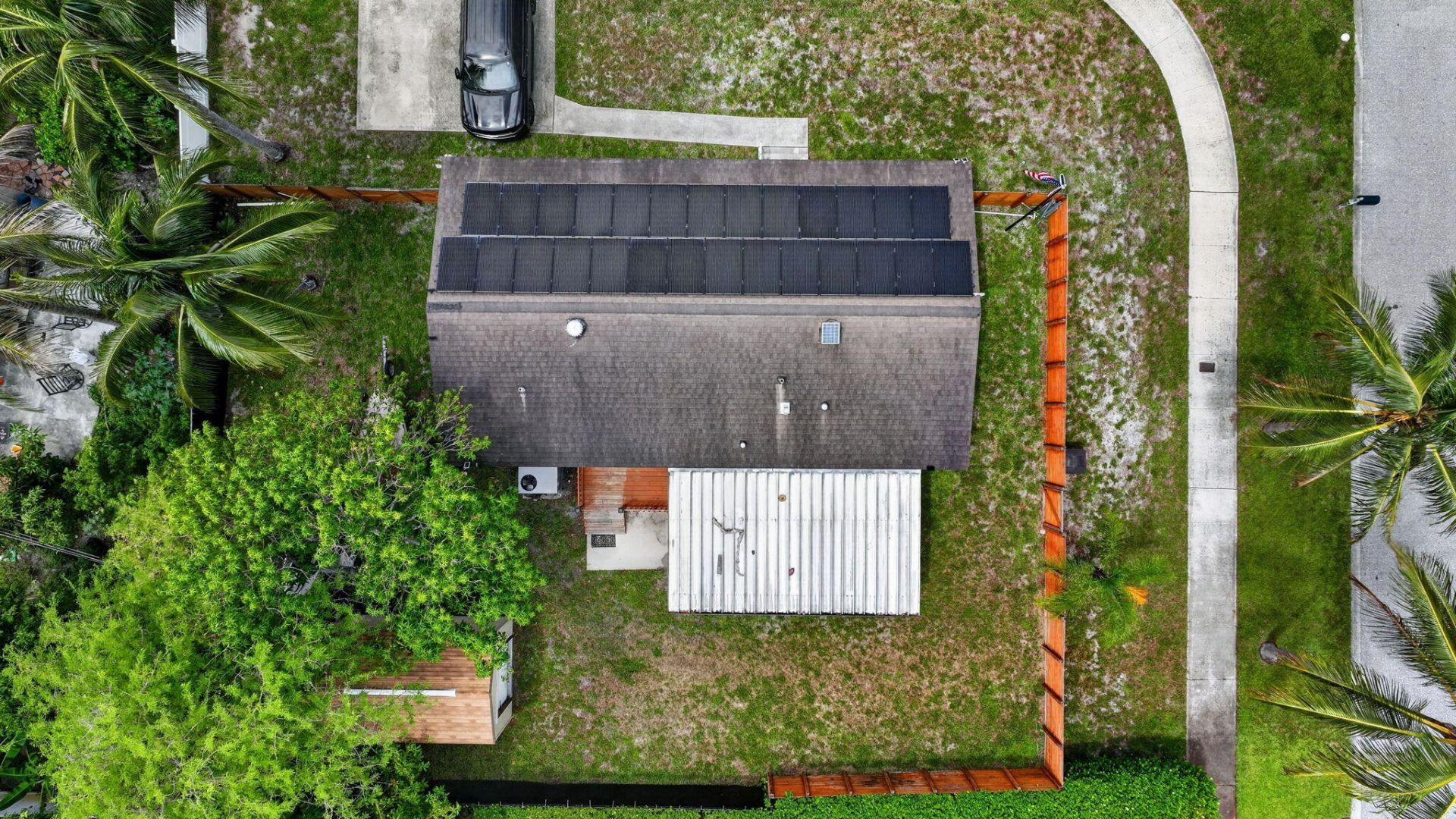 202 Elaine Circle W, West Palm Beach, FL 33409 Photo