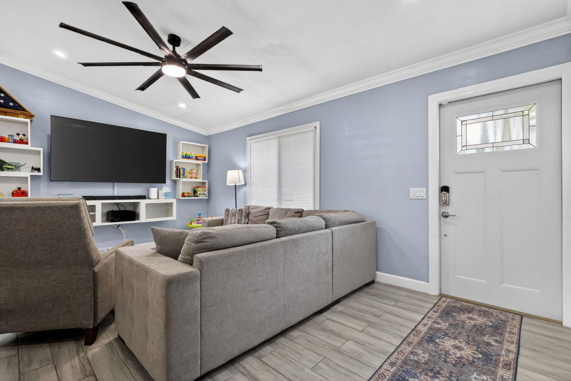 202 Elaine Circle W, West Palm Beach, FL 33409 Photo