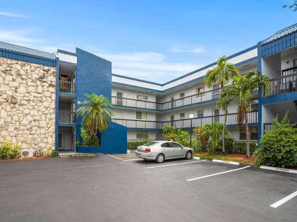 3090 Holiday Springs Boulevard, Unit 109, Margate, FL 33063