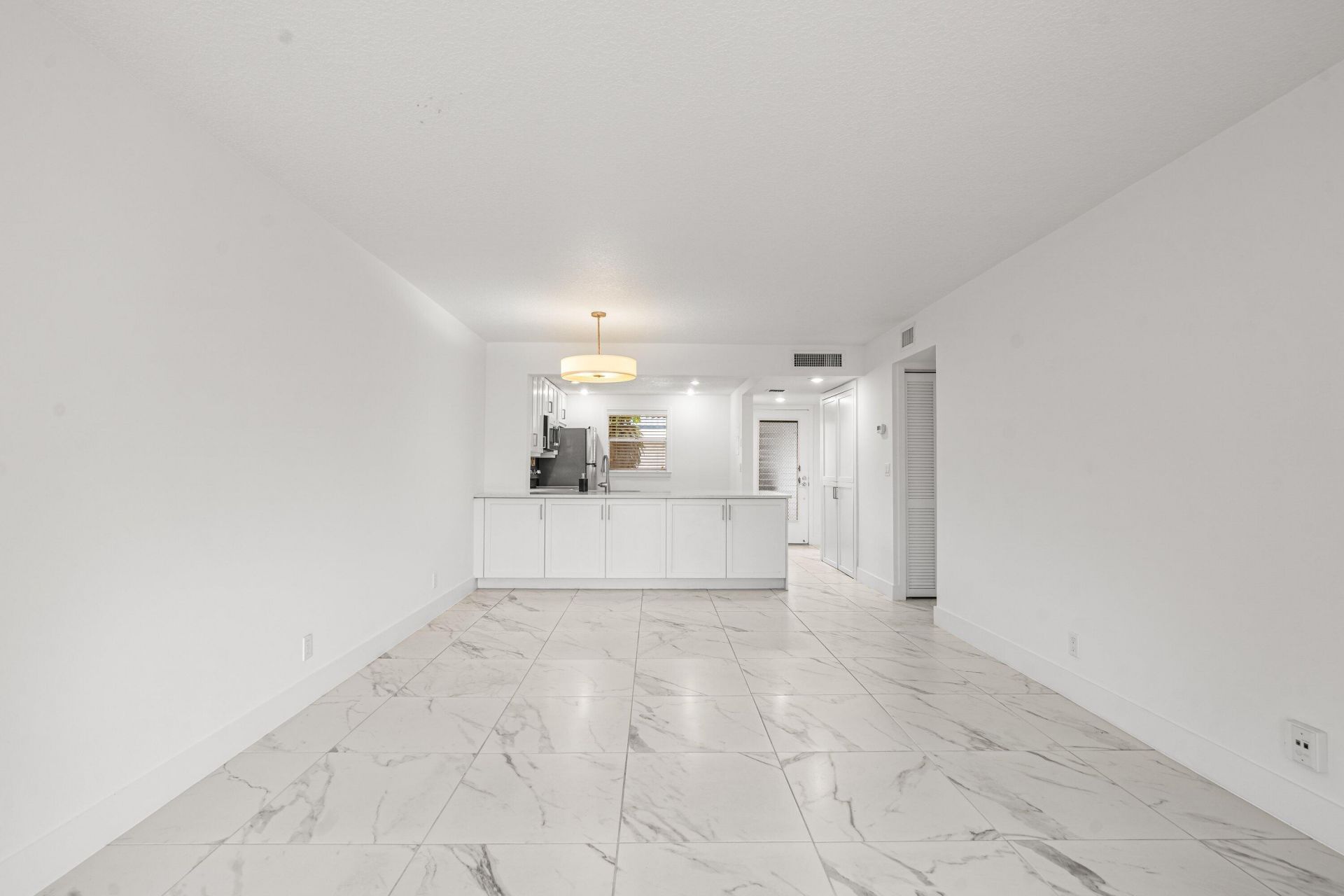 3090 Holiday Springs Boulevard, Unit 109, Margate, FL 33063 Photo
