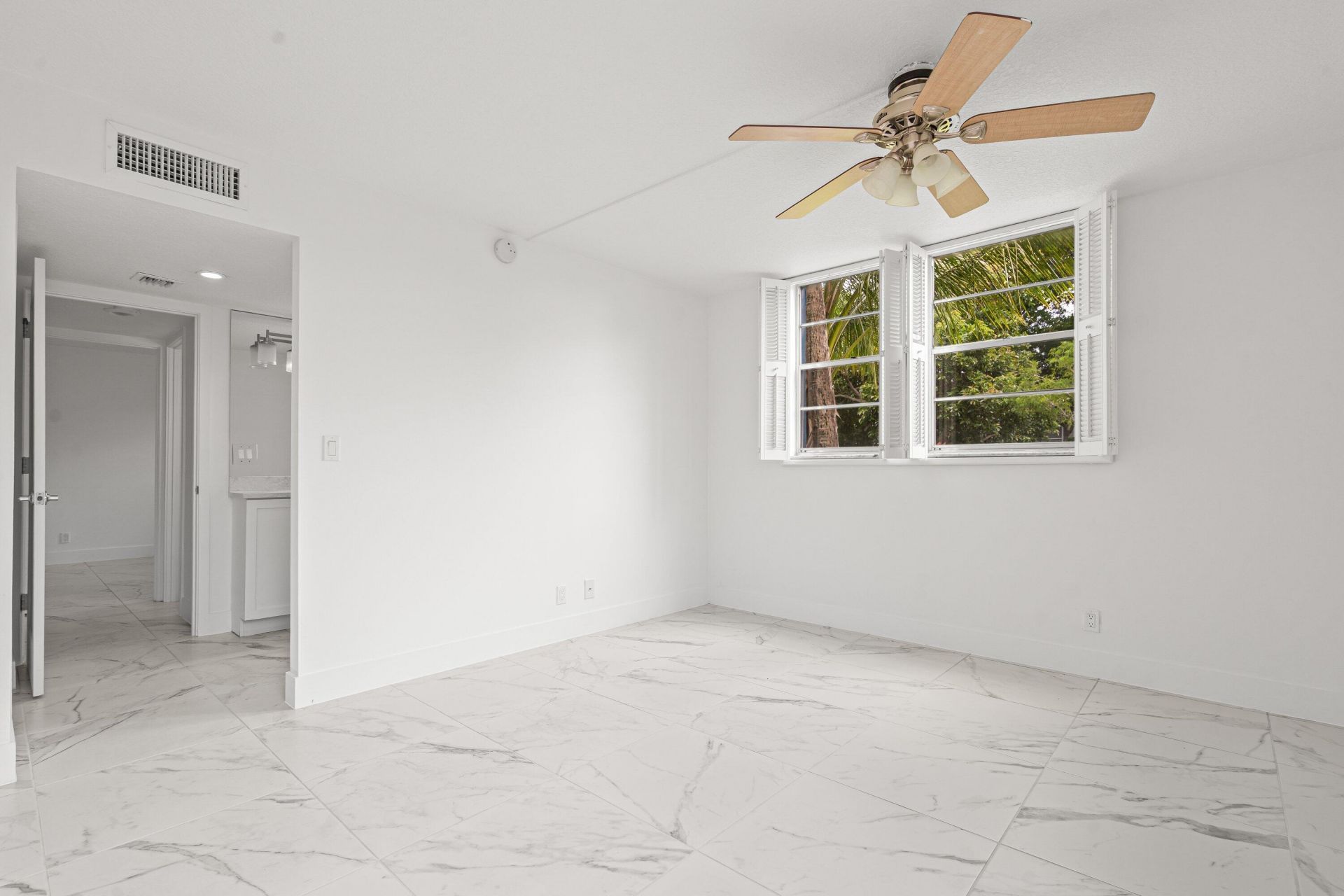 3090 Holiday Springs Boulevard, Unit 109, Margate, FL 33063 Photo