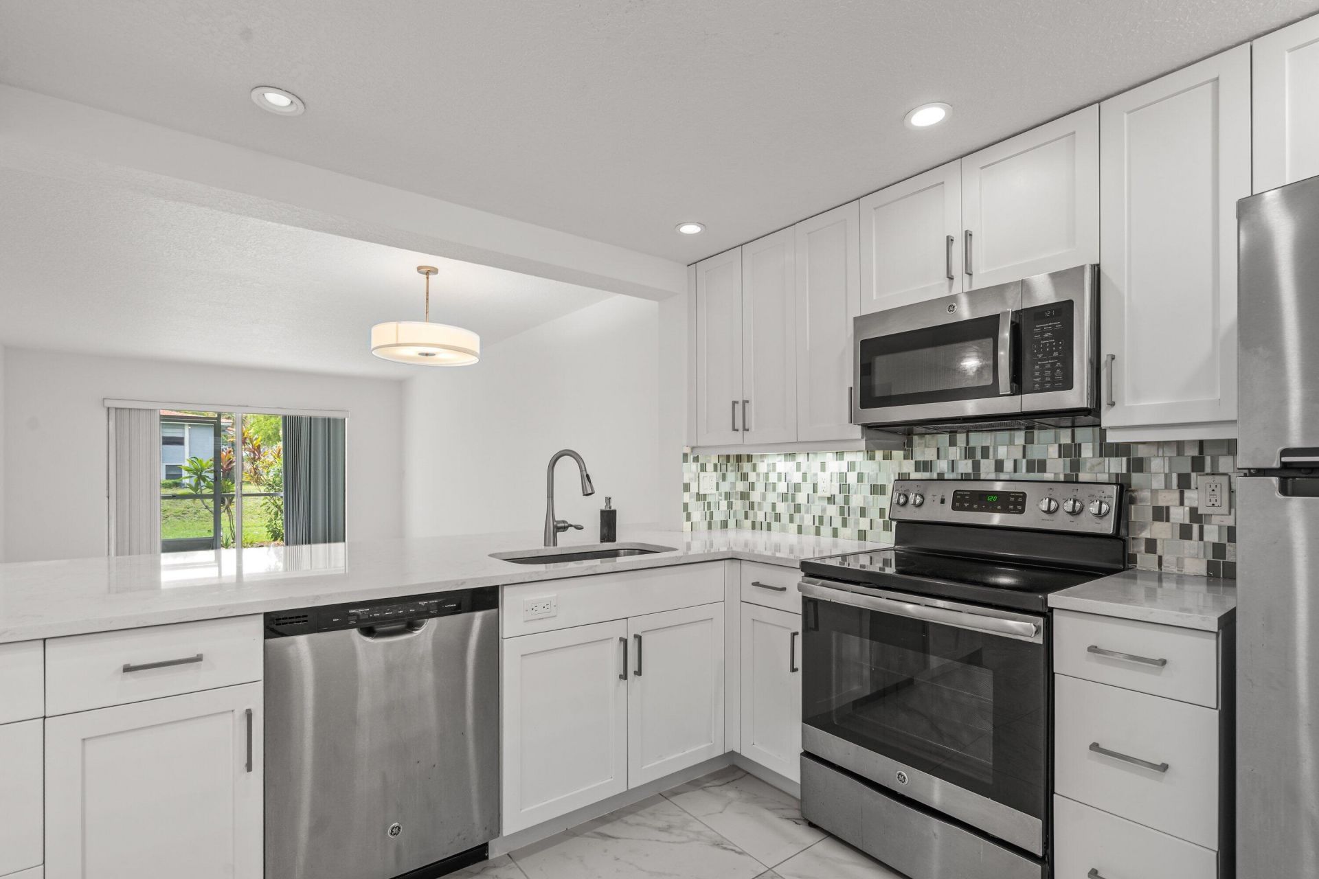 3090 Holiday Springs Boulevard, Unit 109, Margate, FL 33063 Photo
